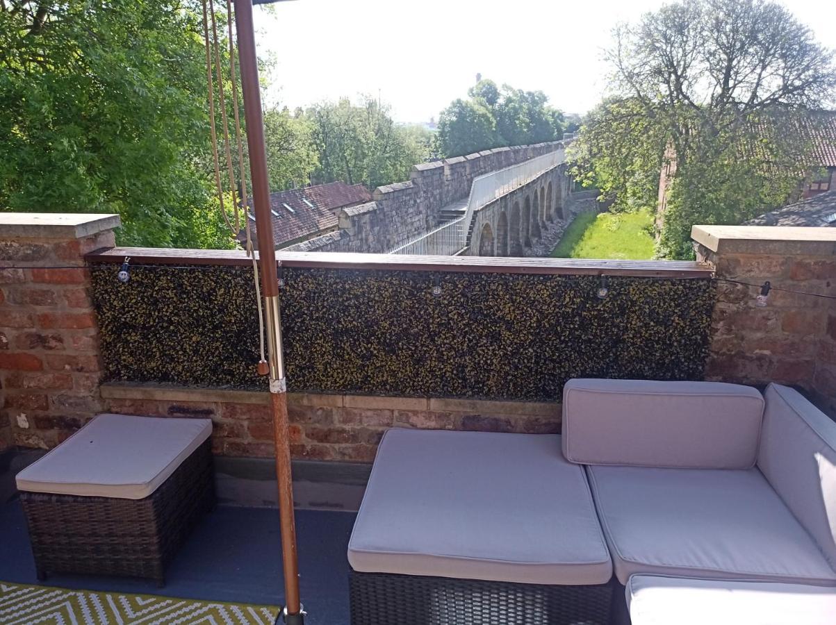 Crookback House Appartement York Buitenkant foto